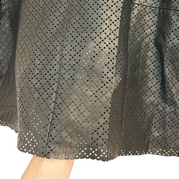 LaPina by David Helwani Valerie Leather Laser Cut Short Sleeve Top, Size Medium - Picture 11 of 11